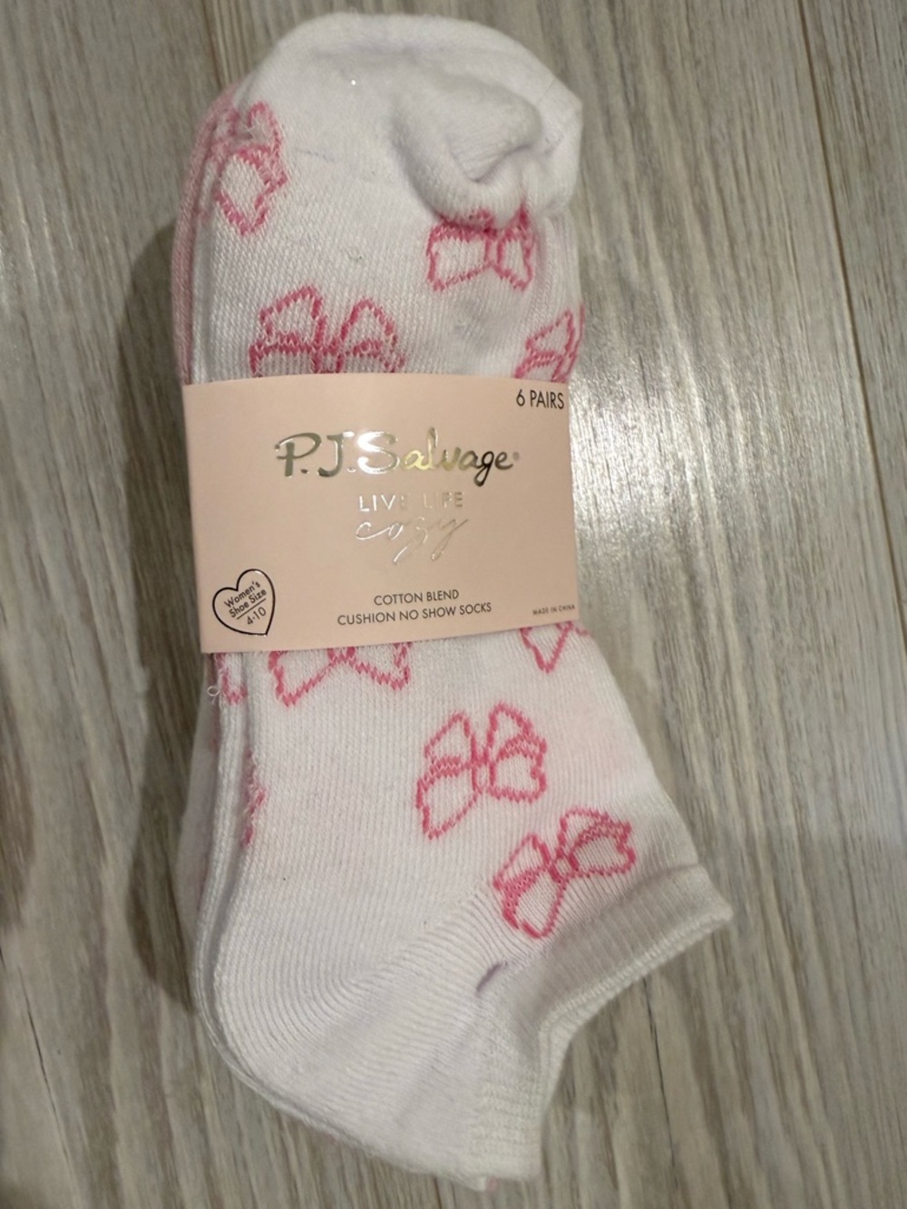 P.J. Salvage No-Show Socks with Pink Bow Accents 6 pack